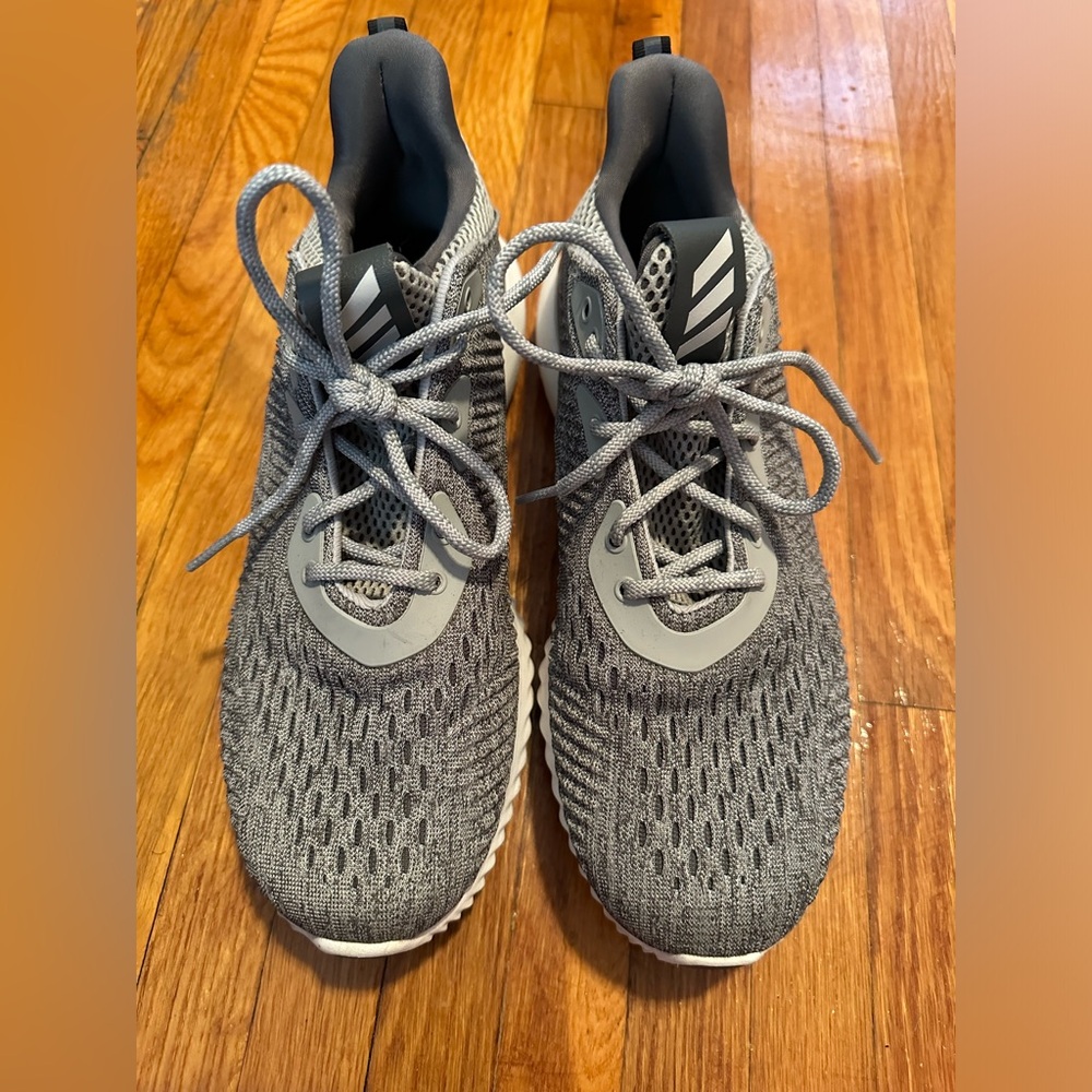 Women’s Sneakers For Sale!!